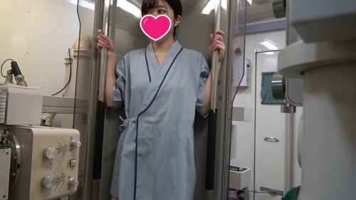 レントゲン車 検診 バリウム検査 ポロリハプニング vol.23-可愛い女子大生のおっぱいとパンツが丸見え盗撮映像