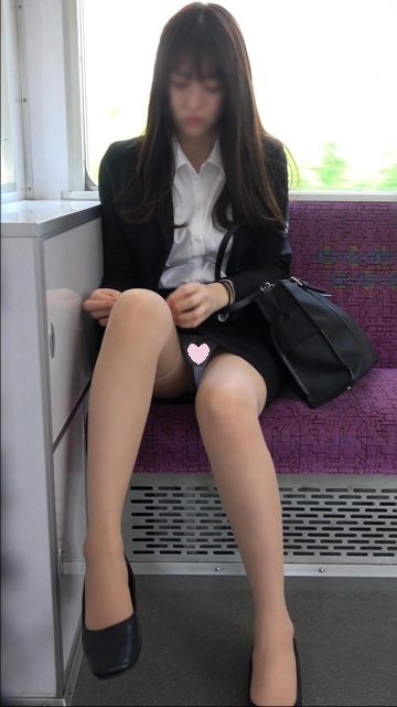 顔採用待ったなしの超絶美人就活生の生パン、乗り換え後も追いました[4K動画][顔出し][ドアップあり]